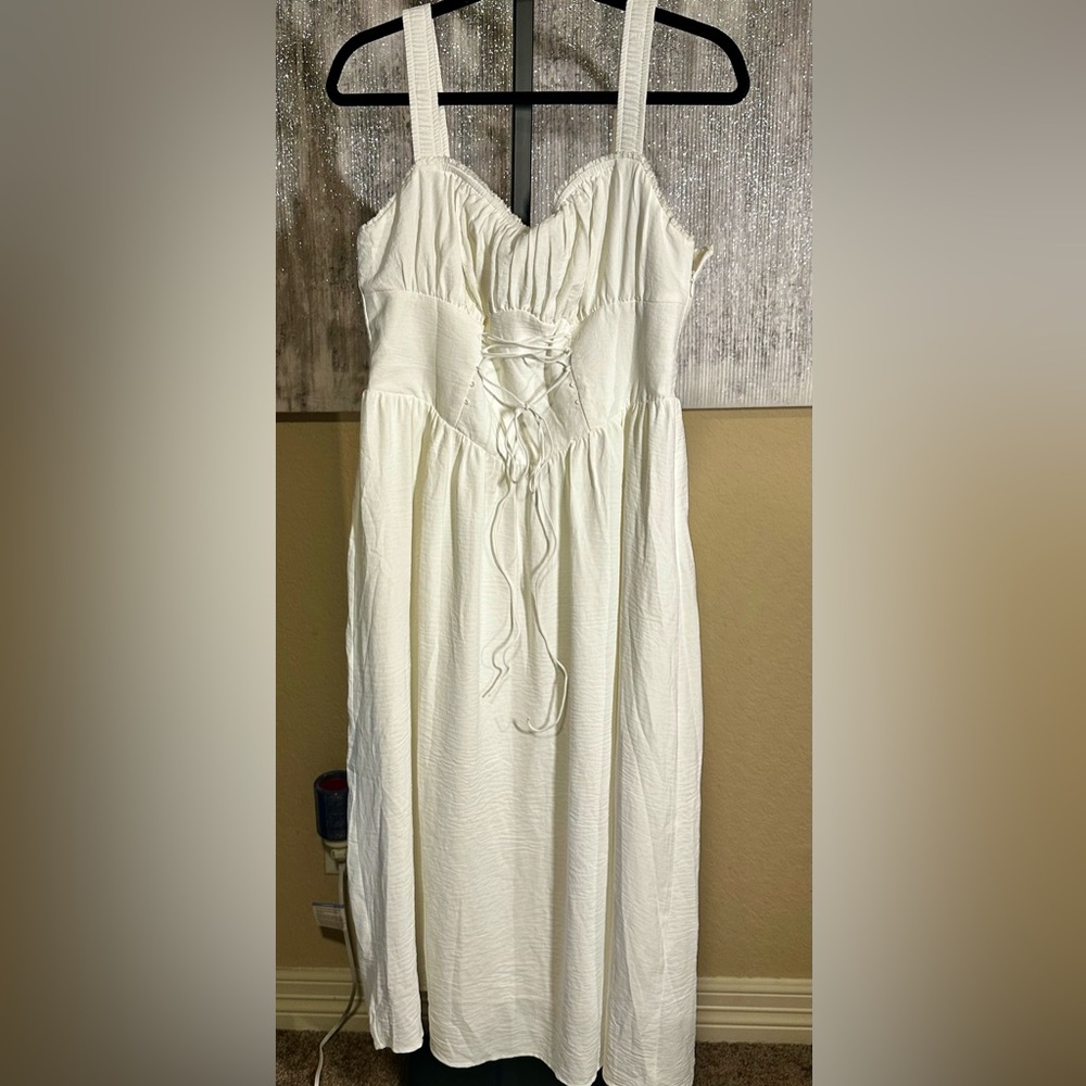 Commense Strapless White Dress with Lace-Up Detail